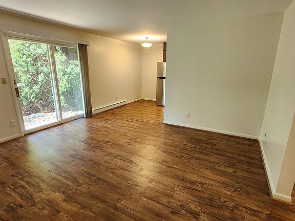2nd image of 240 W Tuscola St APT 5