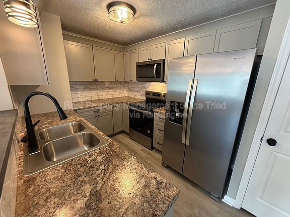 5th image of 521 Mill Pond Dr