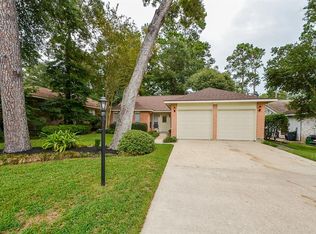 347 Rolling Hills Dr, Conroe, TX 77304