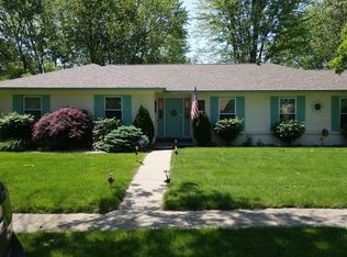 1213 Woodbridge Ln, Indianapolis, IN 46260