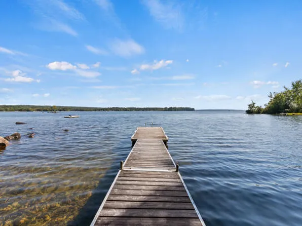5 COVESIDE Lane, Raymond, ME 04071