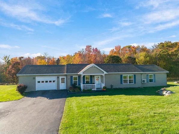 23 Fieldstone Drive, Oakland, ME 04963