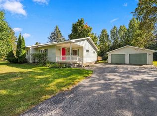 406 E 3rd St, Elk Rapids, MI 49629