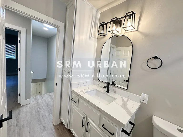 4102 Marlborough Ave #211 — Photo 16