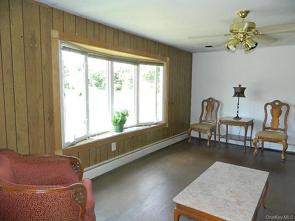 5th image of 18 Scott Drive