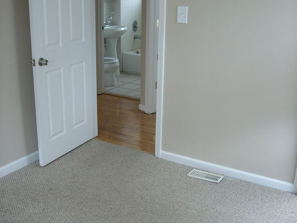 2nd image of 1740 College St