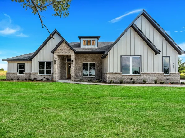 1009 Lilly Ln, Weatherford, TX 76088