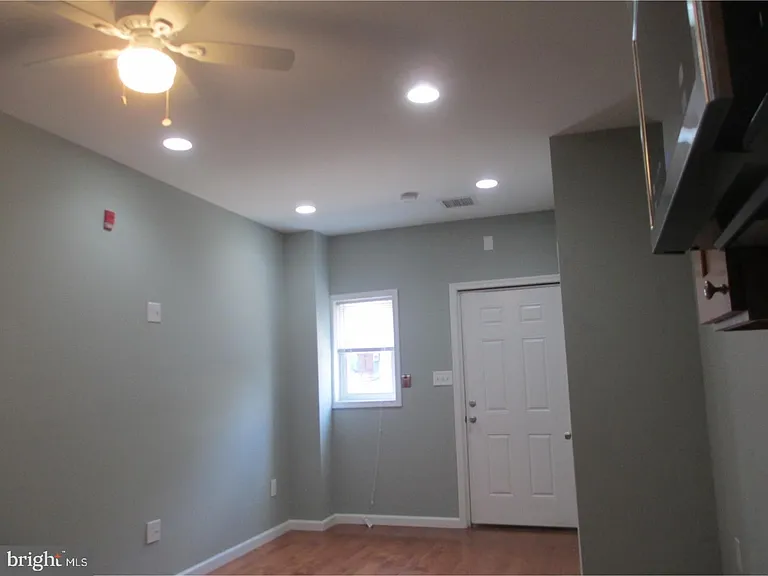 1239 N 28th St #1 — Photo 5