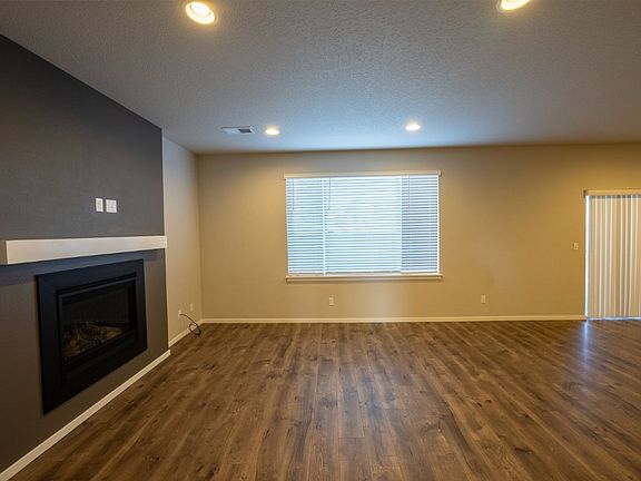 5th image of 61824 SE Finn Pl