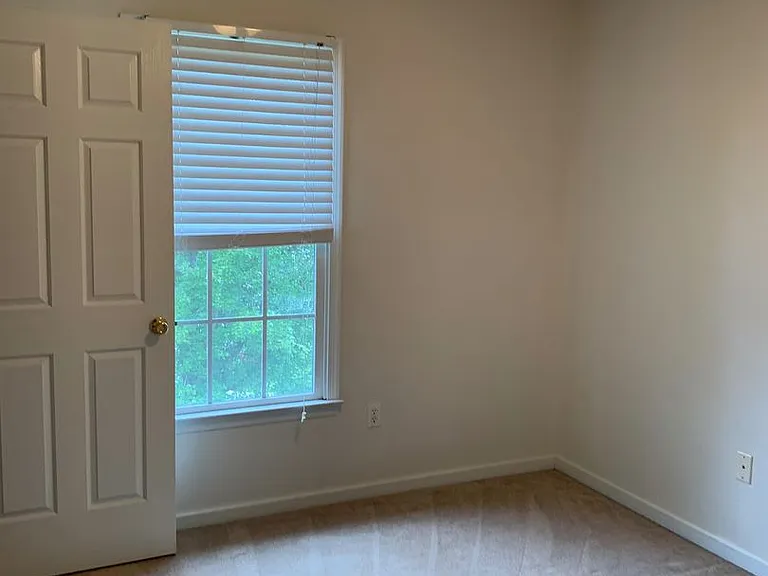 535 Fairview Pl — Photo 15
