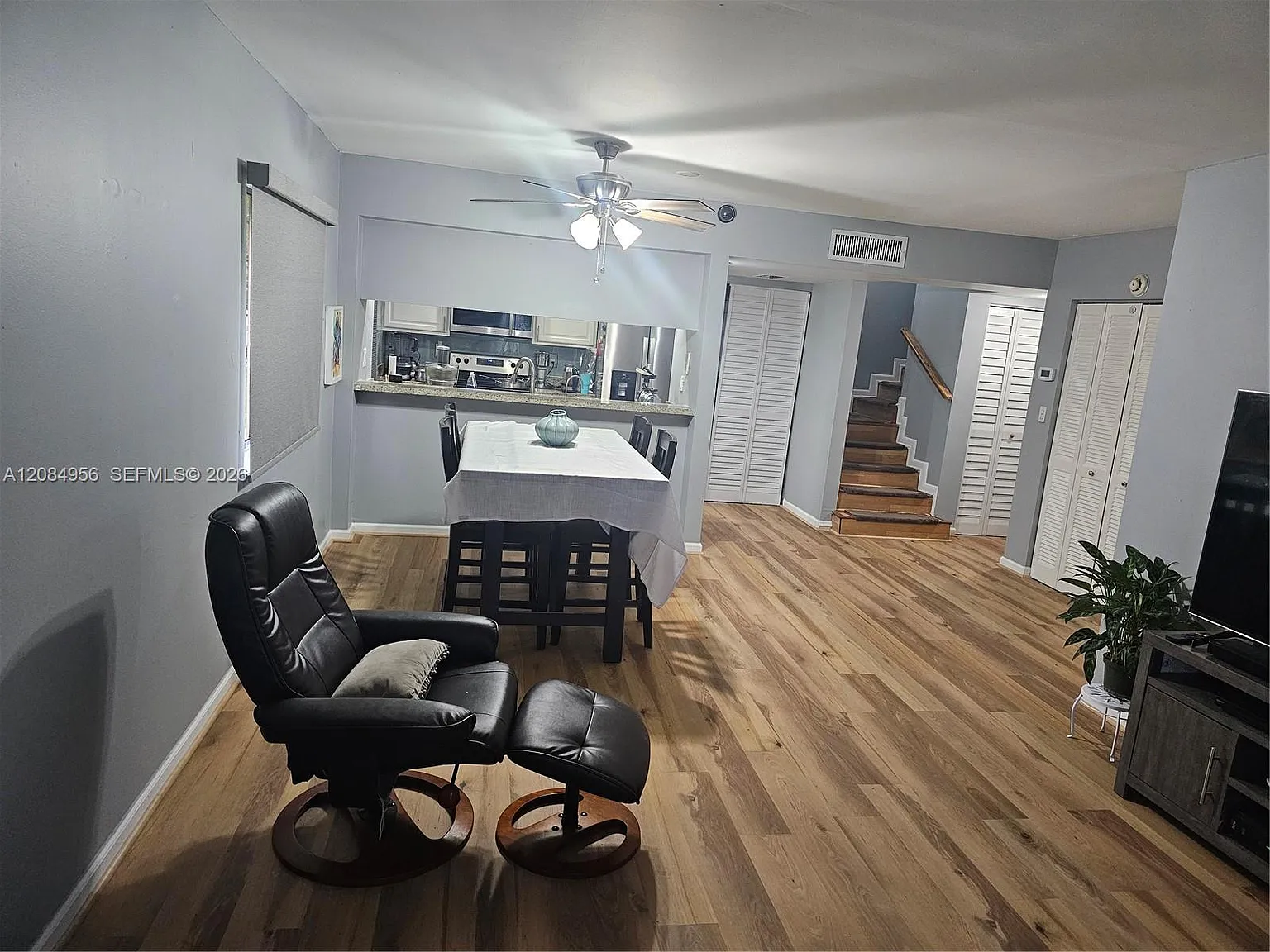 Nob Hill At Welleby Condo — Photo 3