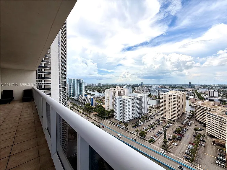 1830 S Ocean Dr #2508 — Photo 31