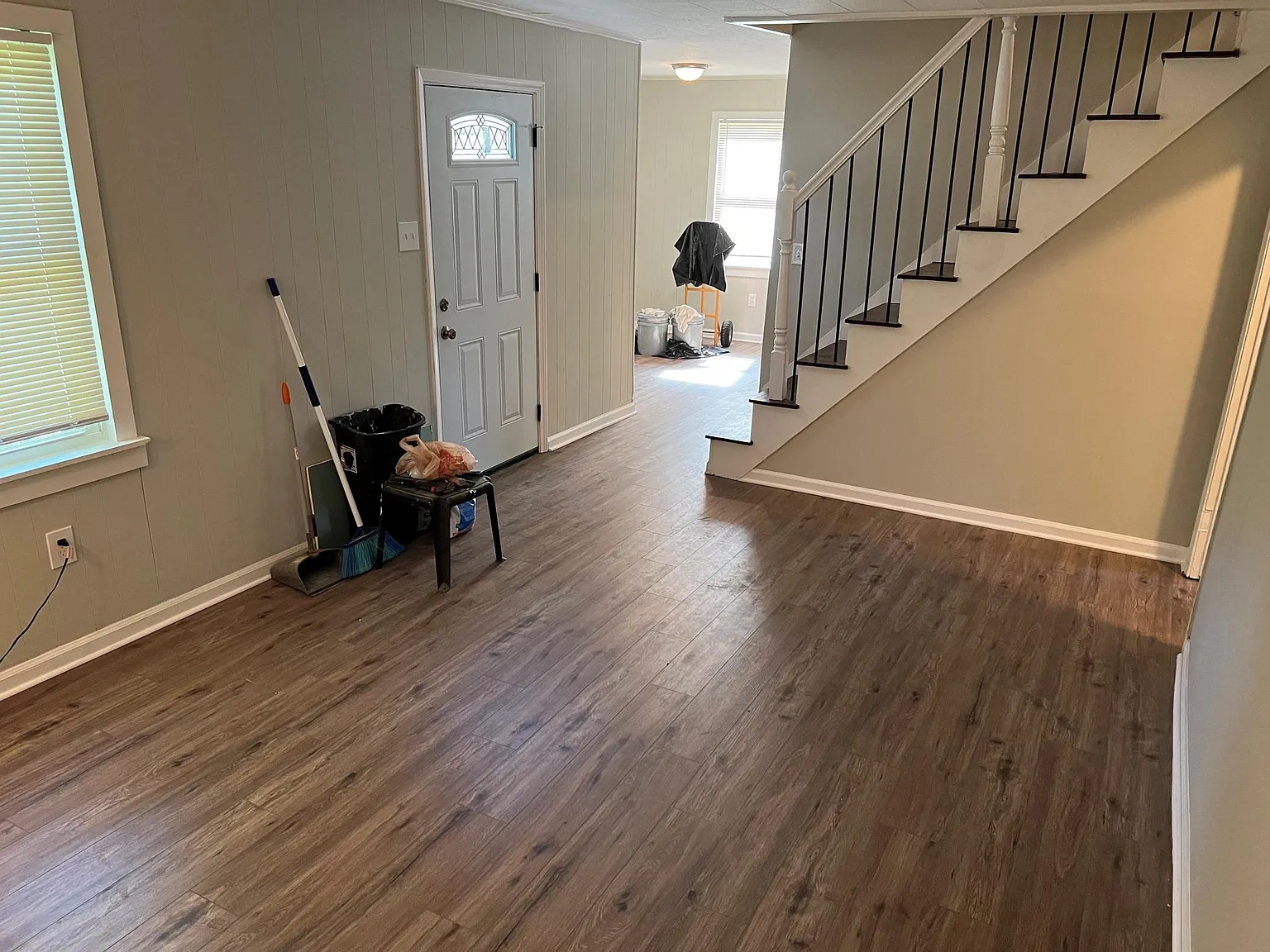 3 bed, 1.5 bath, 1100 sqft, $1,200 — Photo 3