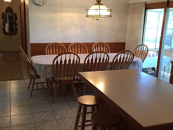 4th image of 100 W Garwood Dr