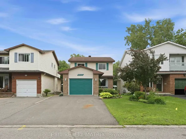6582 Richer Dr, Ottawa, ON K1C 3G4