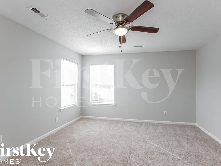 9610 Rau Ct — Photo 8