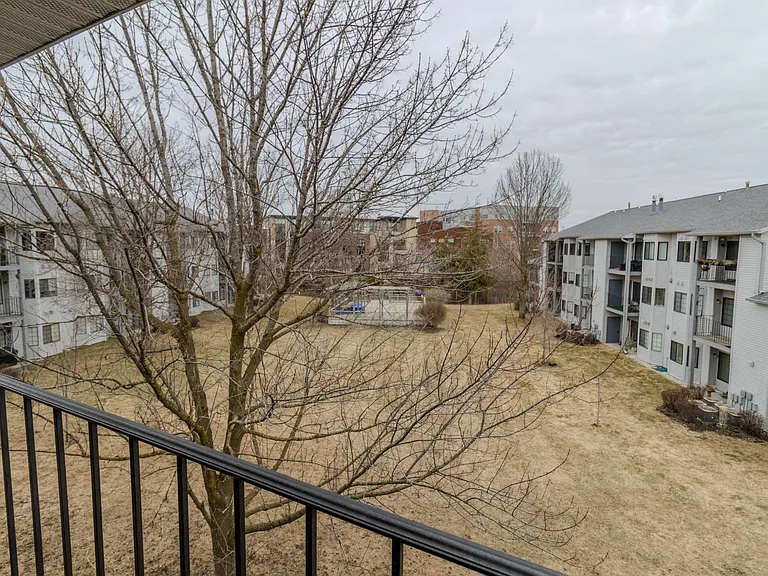 601 Riverine Dr #302 — Photo 20