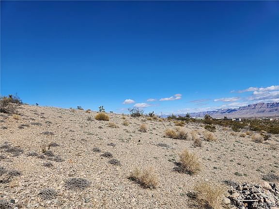 3rd image of 1825 W Boulder Drive