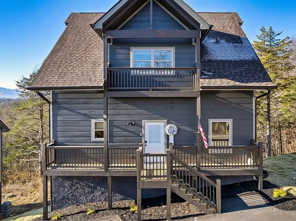 2123 Eagle Feather Dr, Sevierville, TN 37876