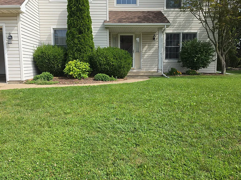 3601 W Brenwick Dr — Photo 1