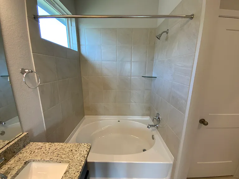 1905 Westphalia Dr — Photo 17
