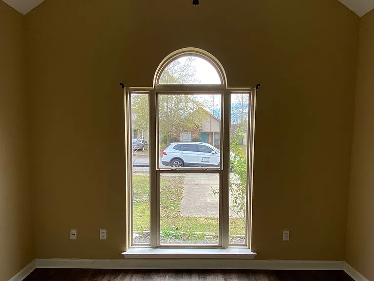 525 Fox Run Cir — Photo 5