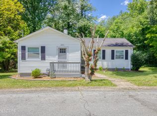 205 W Fairview Rd, Oak Ridge, TN 37830