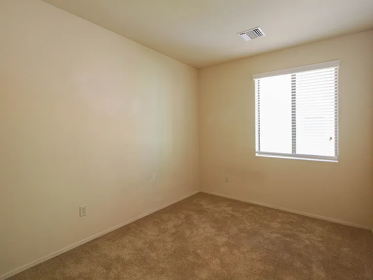 2390 E Blue Diamond Dr — Photo 3