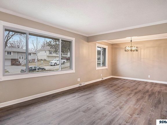 5th image of 11641 Queens Dr