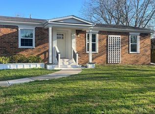 2105 Cabot Cir, Bryan, TX 77803