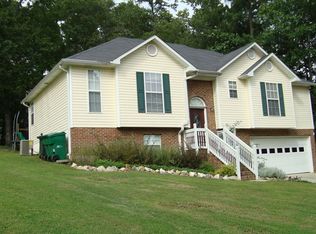 209 Ash Cir, Trussville, AL 35173
