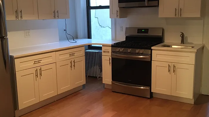 Rented by Nooklyn NYC LLC | media 12