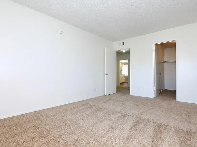 Casa Bonita Apartment Homes — Photo 25