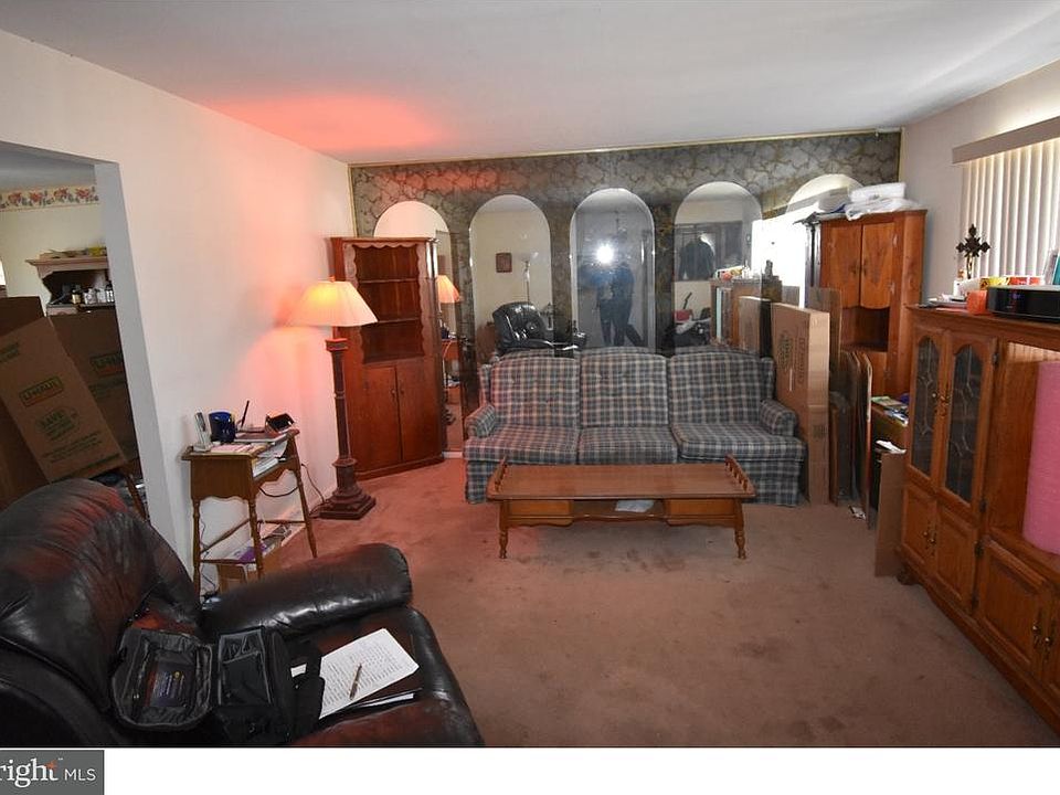 2nd image of 4 Beechwood Ave