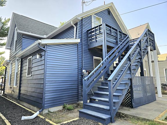 3rd image of 608 Leland Ave #1