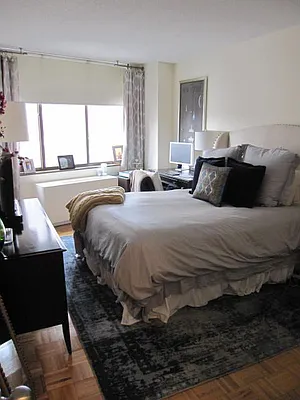 Rented by Newell and Assoc. | media 12