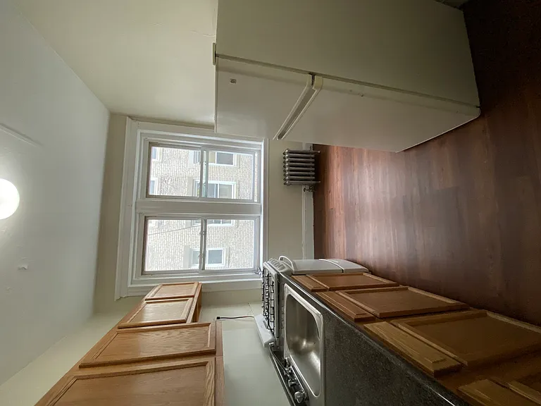 1687 Commonwealth Ave #20 — Photo 11