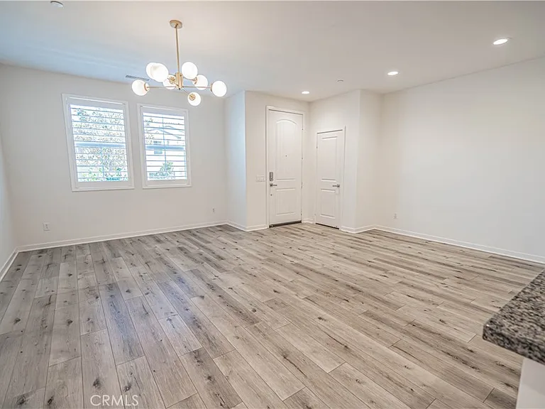 28706 Jardineras — Photo 25