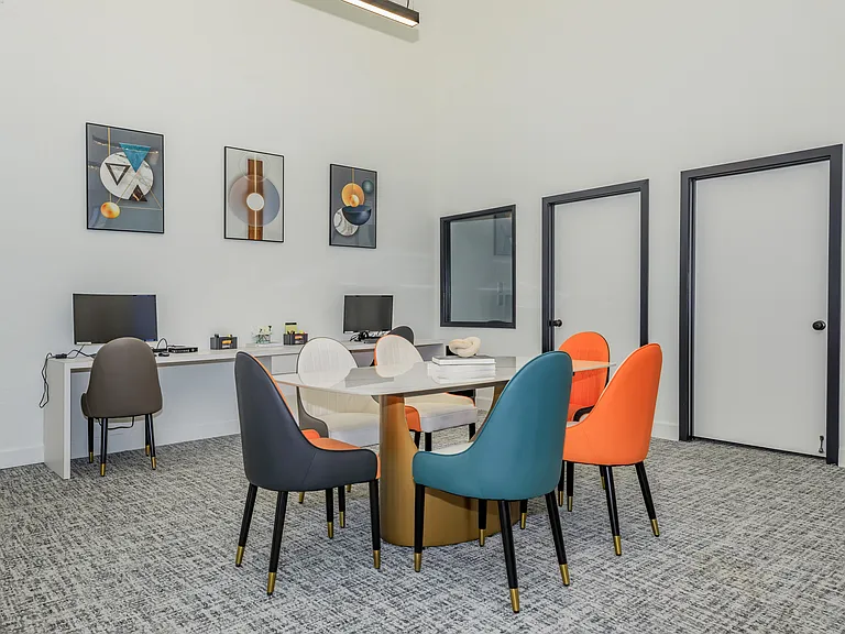 Redlands Lawn and Tennis Club Apartments — Photo 19