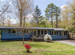 16 Melton Dr, Asheville, NC 28805