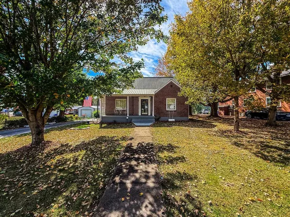 303 W Main St, Gamaliel, KY 42140