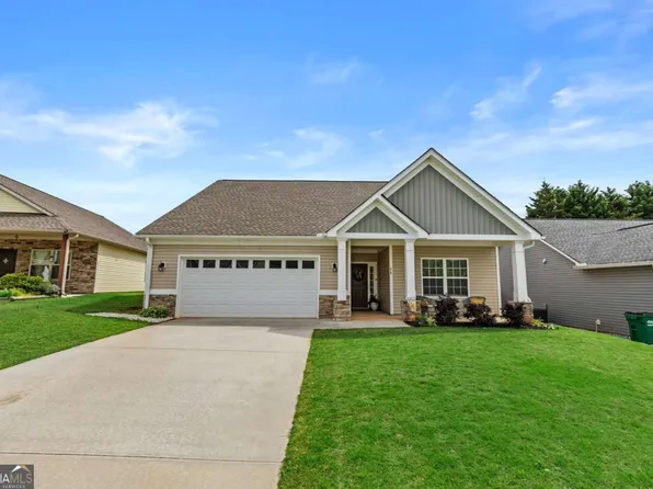 419 Highland Pointe Dr, Alto, GA 30510