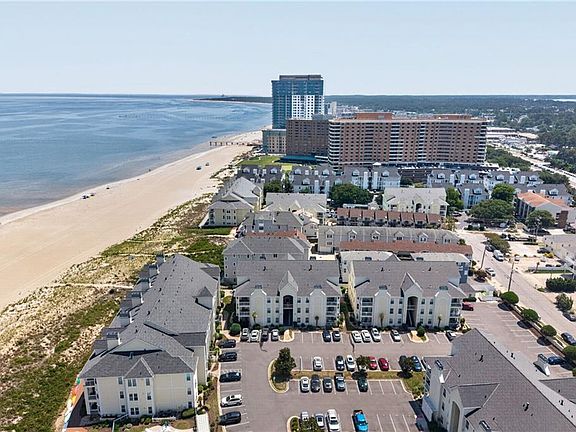 3rd image of 3232 Silver Sands Cir APT 300