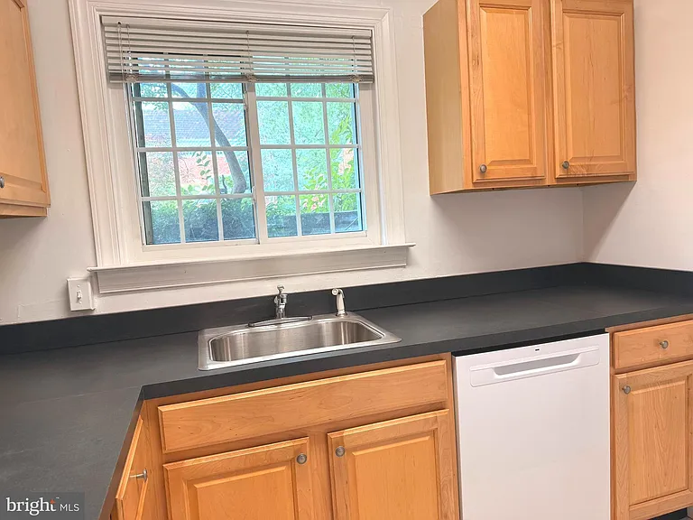 3211 Ravensworth Pl — Photo 12