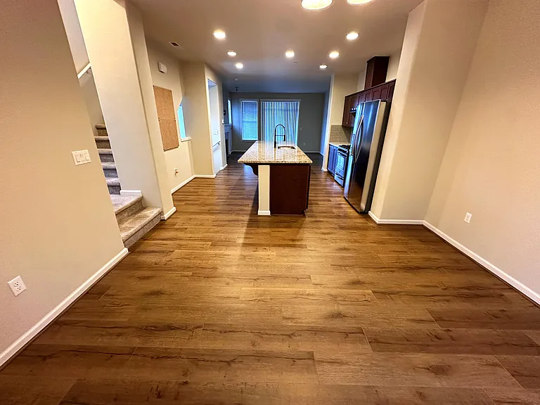 119 NE 80th Ave — Photo 5