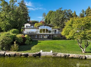 10929 SE Lake Road, Bellevue, WA 98004