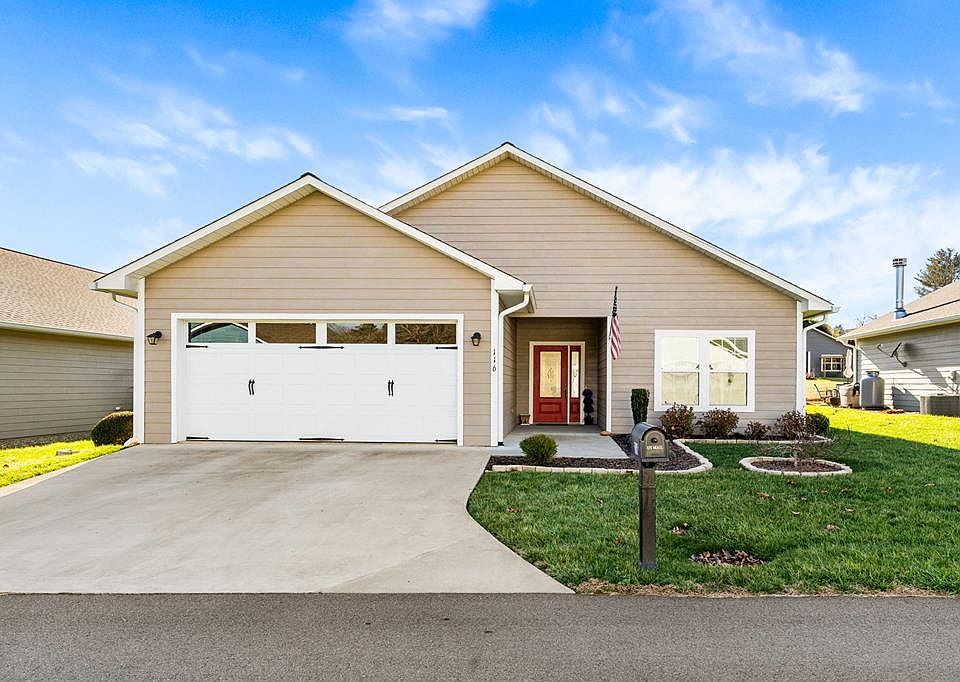 1st image of 116 Riverwalk Cir