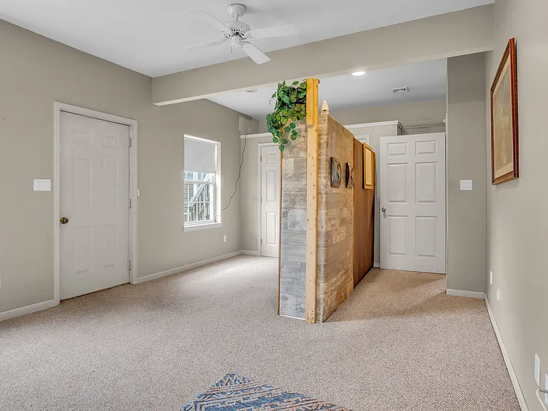 1301 Colonial Club Dr #C — Photo 26
