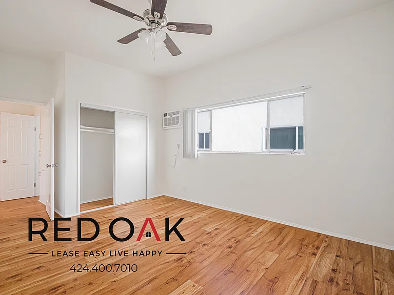 926 N Normandie Ave #6 — Photo 3