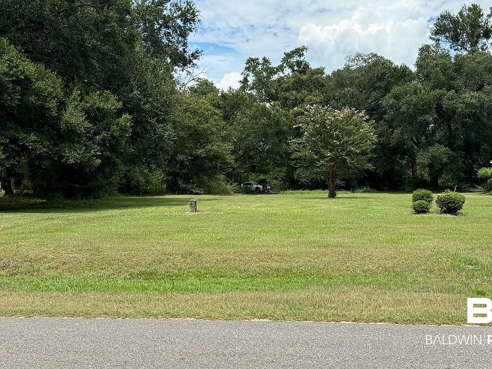 1st image of 921 Azalea St